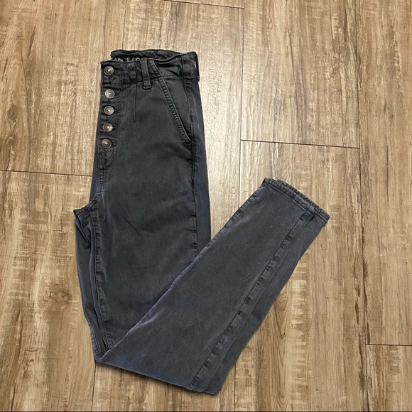 High Waisted Button Up American Eagle Skinny Jeans - Picture 1 of 7
